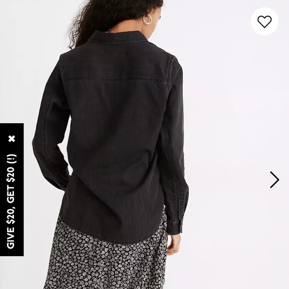 Madewell Denim Button-Up Shirt in Lunar Wash - Picture 5 of 5